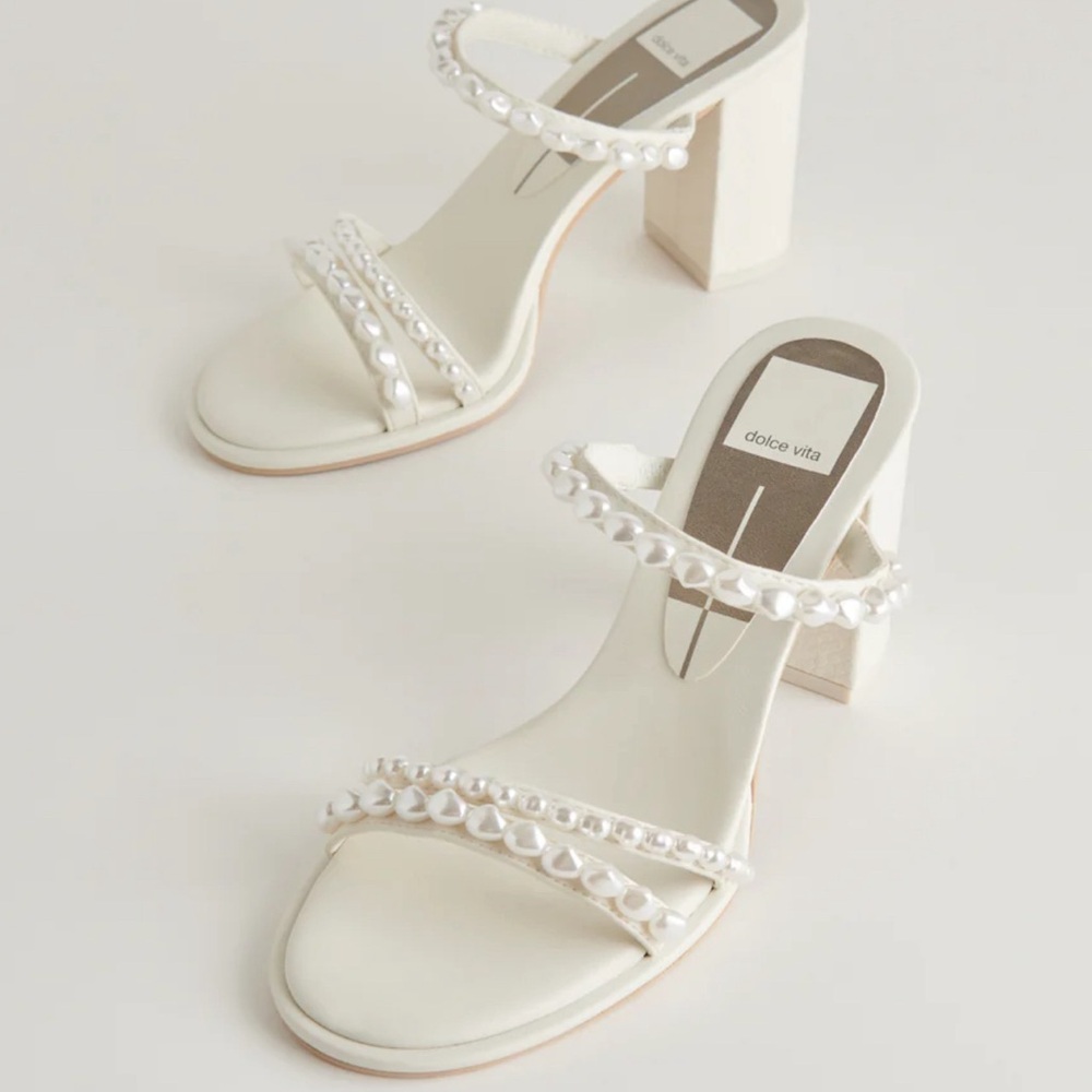 Dolce Vita Barrit Pearl Heals